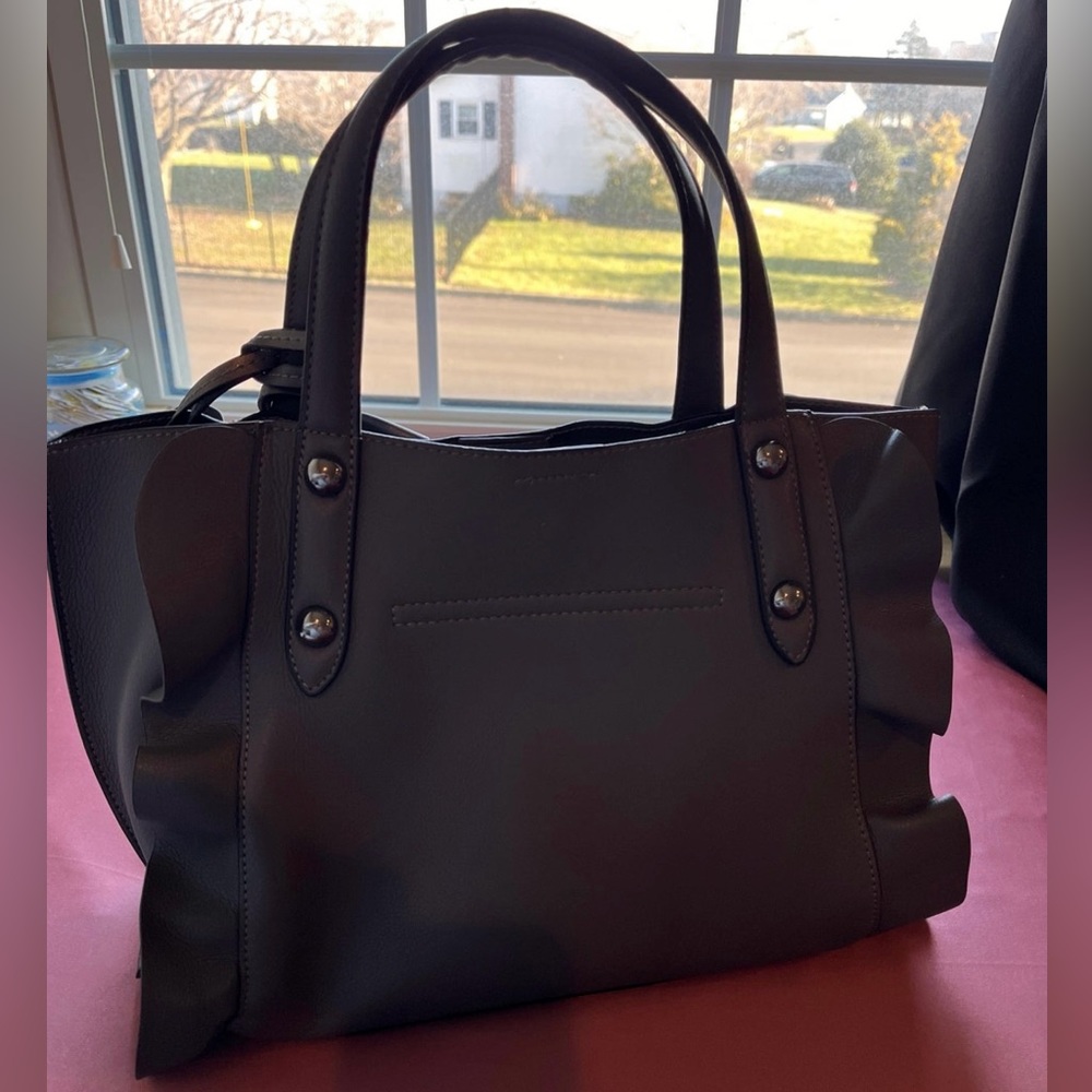 Jessica Simpson Hand bag - Picture 2 of 4